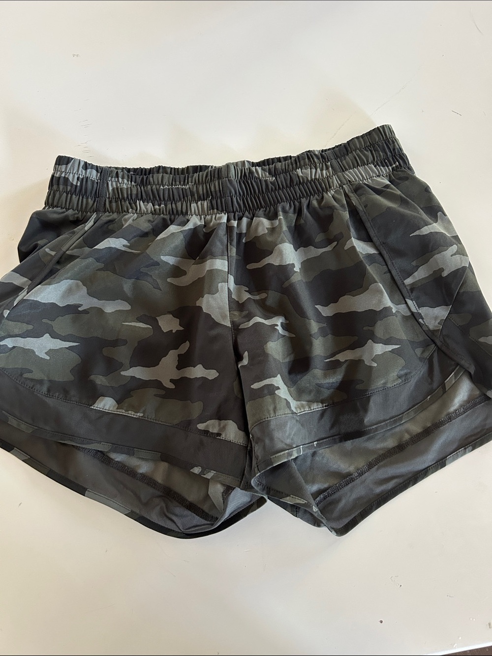 Athleta Women's Gray Camo Running Shorts